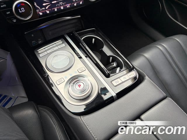 Genesis Electrified G80 2021 — ფოტო 8/19
