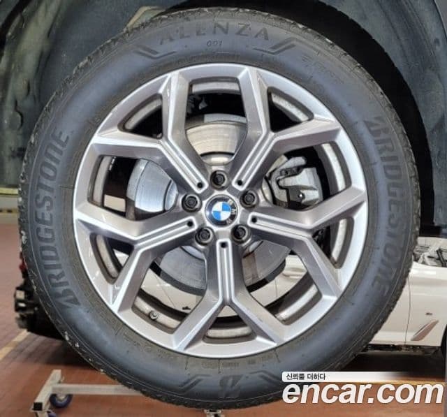 BMW X3 2022 — ფოტო 7/9