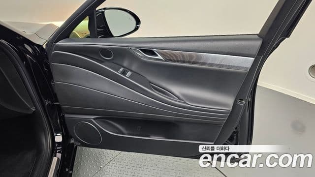 Genesis G80 2020 — ფოტო 10/30