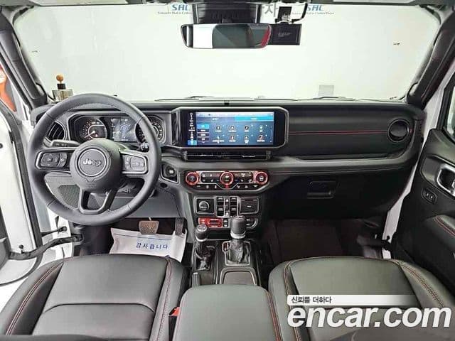 Jeep Wrangler 2025 — ფოტო 7/19