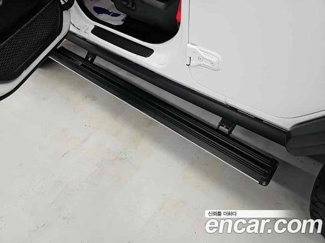 Jeep Wrangler 2025 — фото 9 из 19
