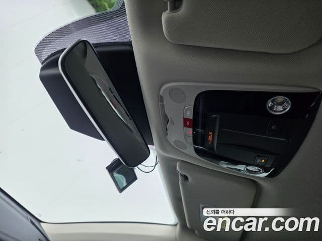 Kia K5 2022 — ფოტო 12/18