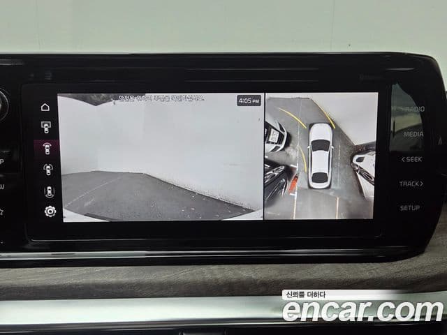 Kia K5 2022 — ფოტო 16/18