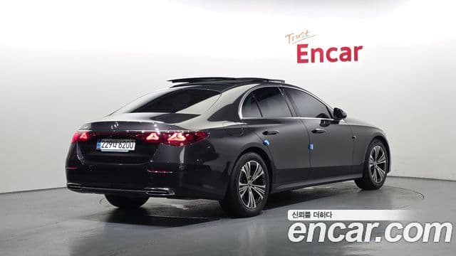 Mercedes-Benz E-Class 2024 — Şəkil 2/20
