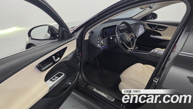 Mercedes-Benz E-Class 2024 — Şəkil 10/20