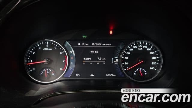Kia Seltos 2022 — ფოტო 6/20