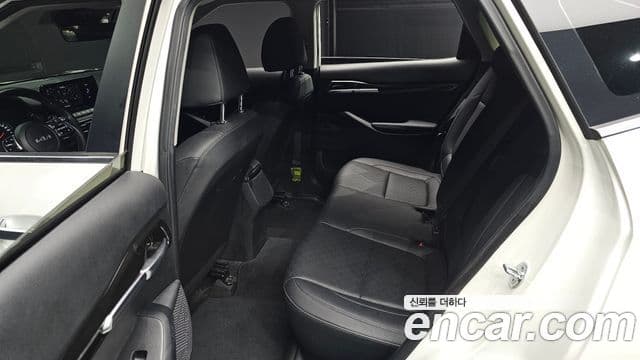 Kia Seltos 2022 — ფოტო 11/20