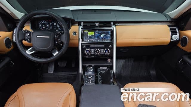 Land Rover Discovery 5 2019 — ფოტო 7/20
