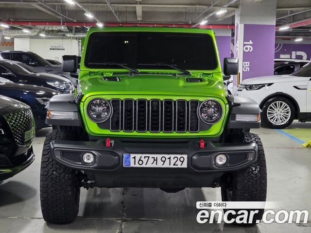 Jeep Wrangler 2025 — ფოტო 10/20