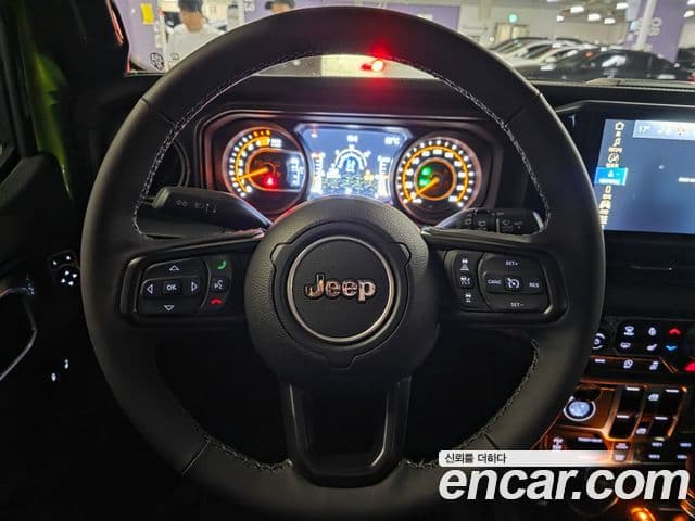 Jeep Wrangler 2025 — ფოტო 6/20