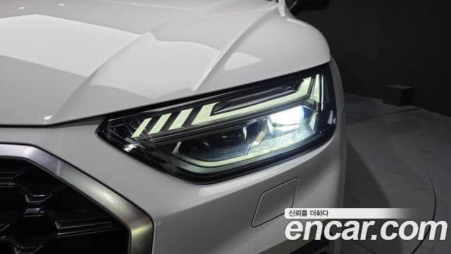 Audi Q5 2024 — ფოტო 9/36