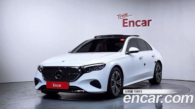 Mercedes-Benz E-Class 2024 — Şəkil 10/20