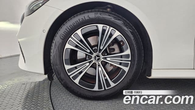 Mercedes-Benz E-Class 2024 — Şəkil 4/20