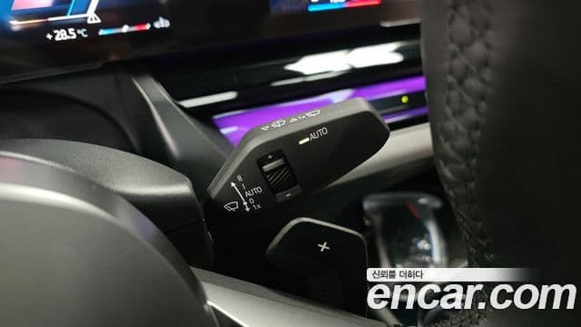 BMW 5 Series 2024 — Photo 29/32