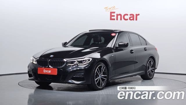 BMW 3 Series 2020 — ფოტო 1/20