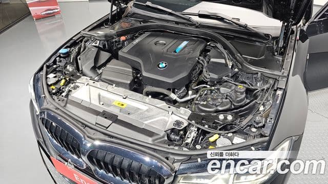 BMW 3 Series 2020 — ფოტო 6/20