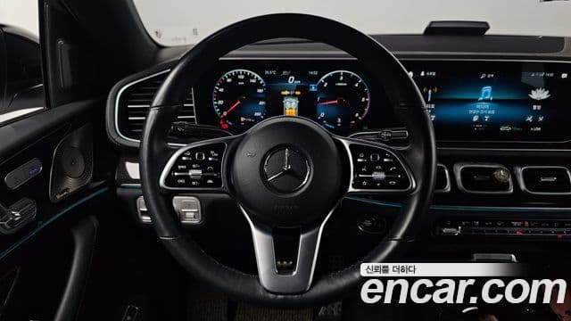 Mercedes-Benz GLE-Class 2022 — ფოტო 13/20