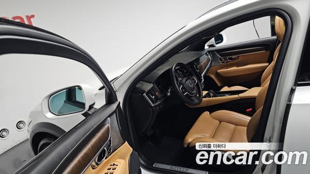 Volvo V90 Cross Country 2021 — Şəkil 10/20