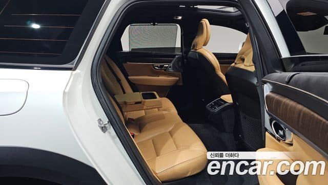 Volvo V90 Cross Country 2021 — Şəkil 12/20