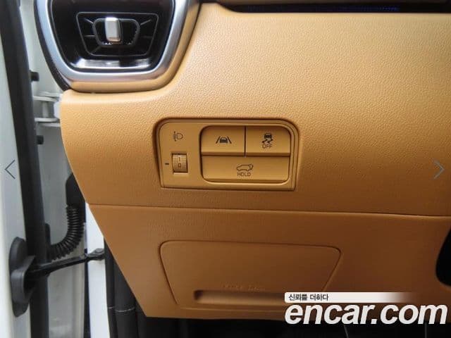 Kia Sorento 2021 — ფოტო 16/20