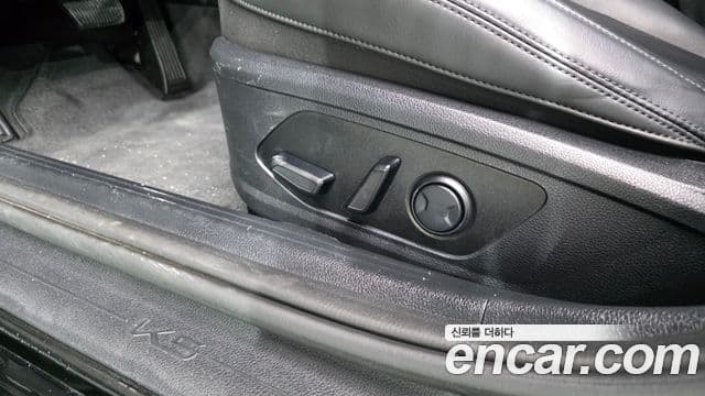 Kia K5 2022 — ფოტო 10/32