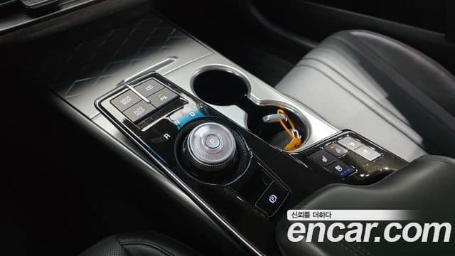 Kia K8 2022 — Şəkil 9/20