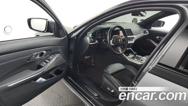 BMW 3 Series 2021 — ფოტო 10/20
