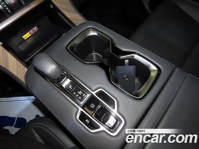 Lexus LM 2025 — фото 7 из 20
