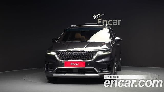 Kia Carnival 2021 — Фото 3/20