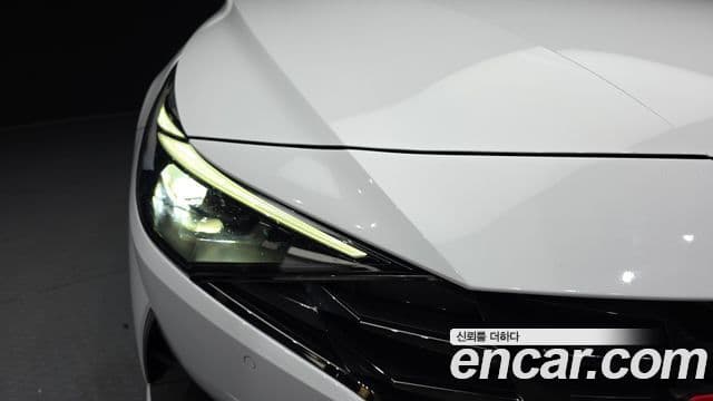 Hyundai The New Avante Hybrid 2020 — ფოტო 8/30