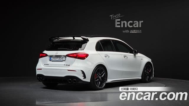 Mercedes-Benz A-Class 2025 — Photo 16/32