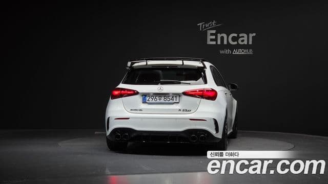 Mercedes-Benz A-Class 2025 — Photo 21/32