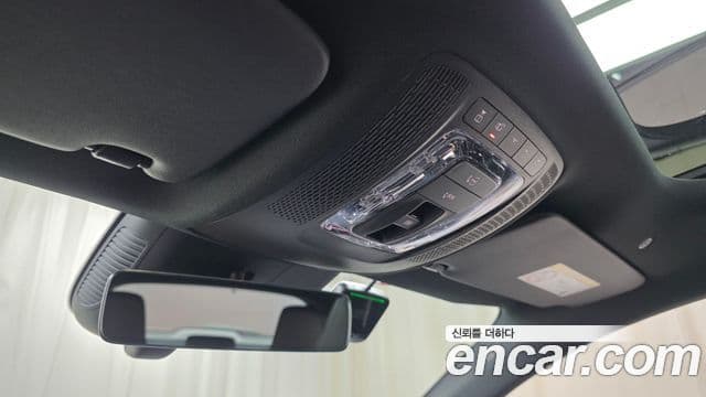 Mercedes-Benz A-Class 2025 — Photo 5/32