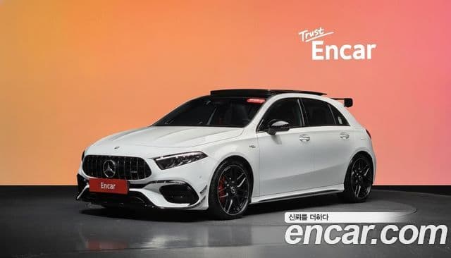 Mercedes-Benz A-Class 2025 — Photo 2/32