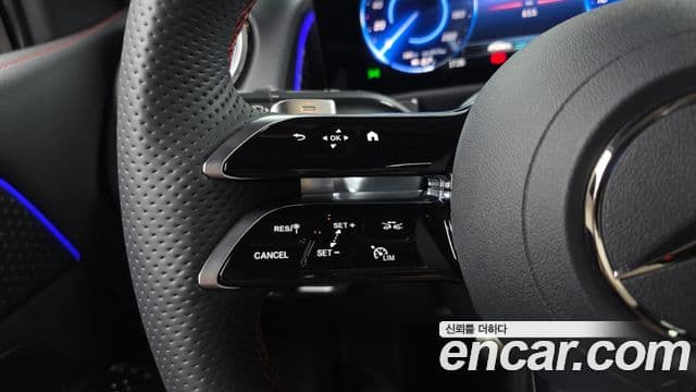 Mercedes-Benz EQB 2025 — ფოტო 8/31