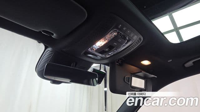Mercedes-Benz EQB 2025 — ფოტო 15/31
