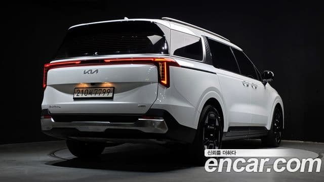 Kia Carnival 2025 — Фото 2/20