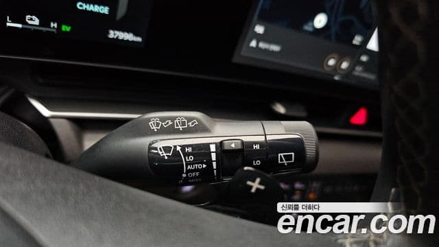 Kia Carnival 2025 — Фото 19/20