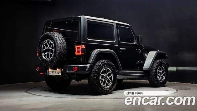 Jeep Wrangler 2025 — Фото 2/20