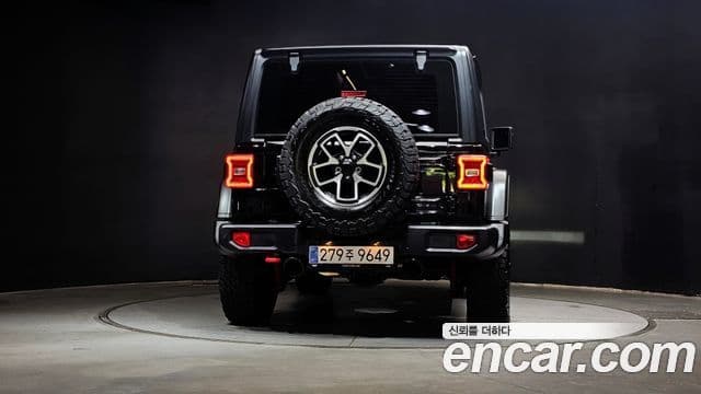 Jeep Wrangler 2025 — Фото 4/20