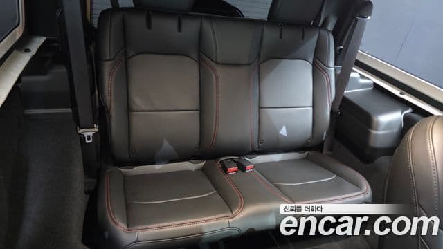 Jeep Wrangler 2025 — Фото 11/20