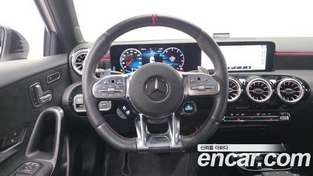 Mercedes-Benz A-Class 2022 — фото 14 из 20