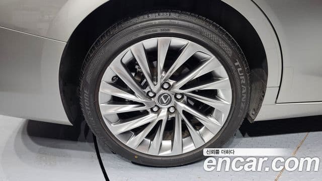 Lexus ES300h 2024 — Şəkil 5/20
