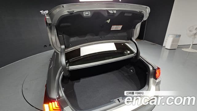 Lexus ES300h 2024 — Şəkil 20/20