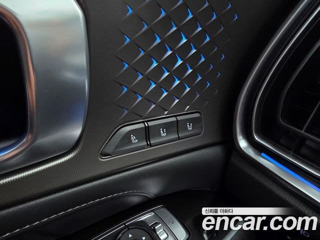 Kia Sorento 2024 — ფოტო 18/20