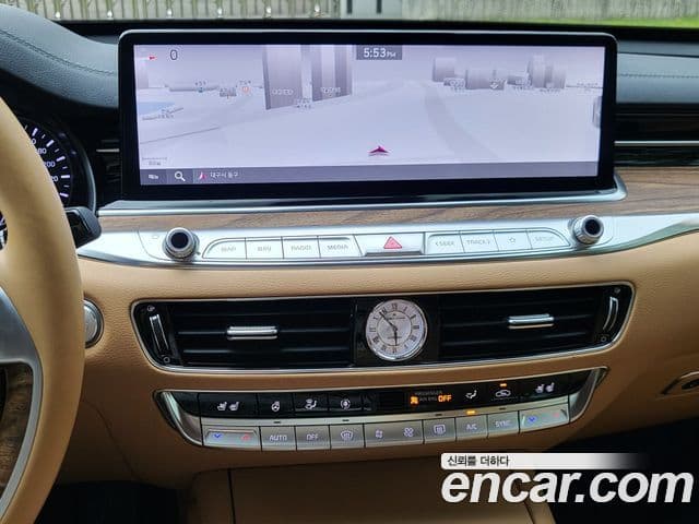 Kia The K9 2022 — ფოტო 8/20