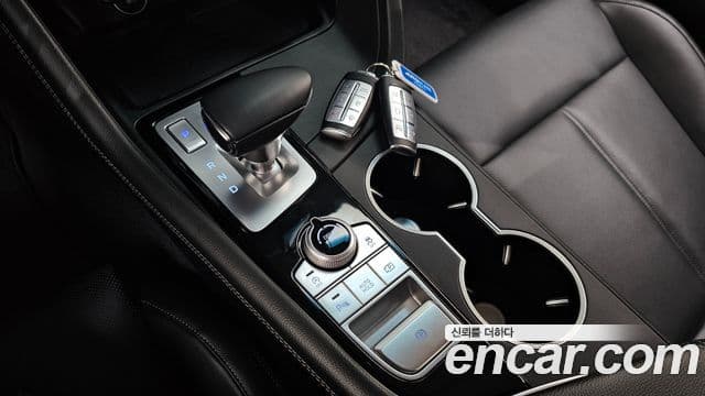 Genesis G70 2020 — ფოტო 9/20