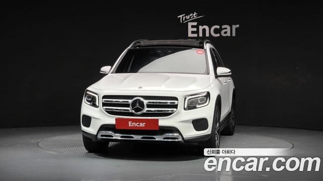 Mercedes-Benz GLB-Class 2022 — Фото 2/20