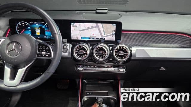 Mercedes-Benz GLB-Class 2022 — Фото 16/20