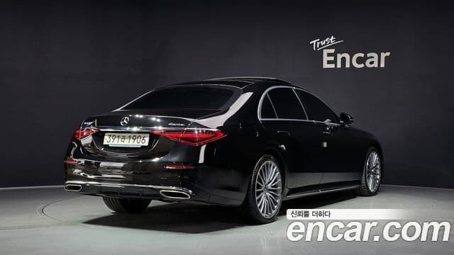 Mercedes-Benz S-Class 2025 — Фото 2/20